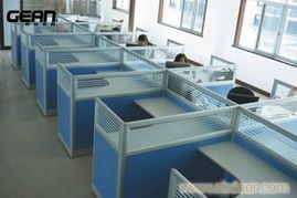 廈門辦公家具與商貿(mào)發(fā)展 專業(yè)屏風(fēng)定制助力現(xiàn)代化辦公環(huán)境