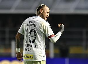 不會放棄！ESPN：桑托斯悉心照料內(nèi)馬爾，希望他能踢上世界杯